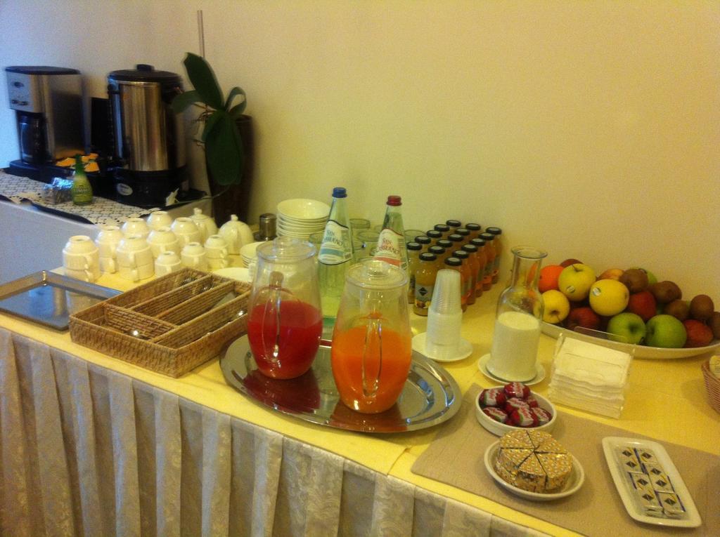 אנקונה Hotel Milano מראה חיצוני תמונה