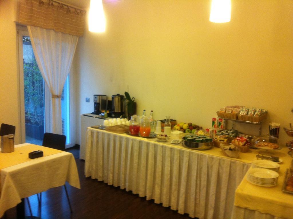 אנקונה Hotel Milano מראה חיצוני תמונה